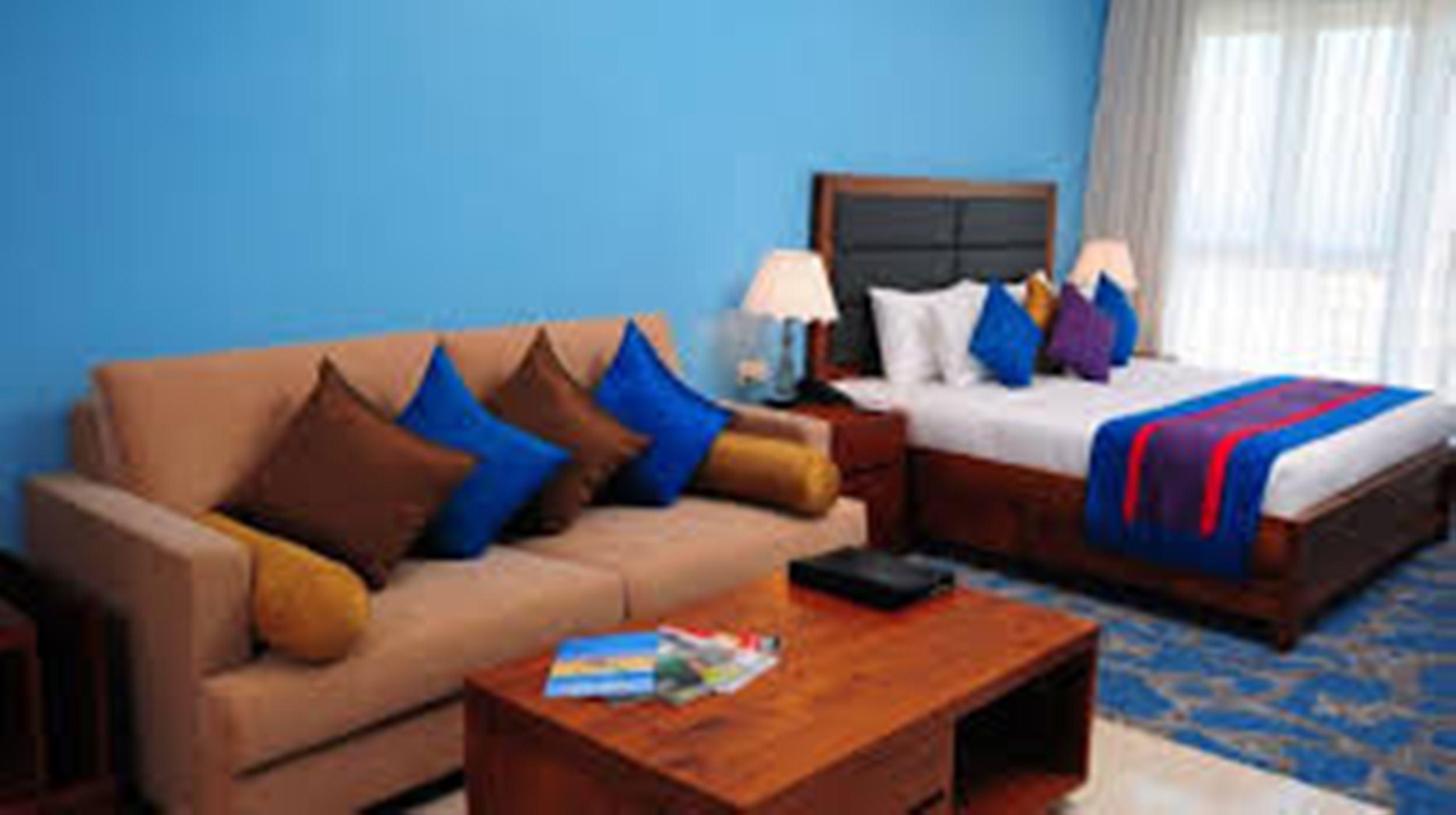 Ocean Edge Suites & Hotel Коломбо Екстериор снимка