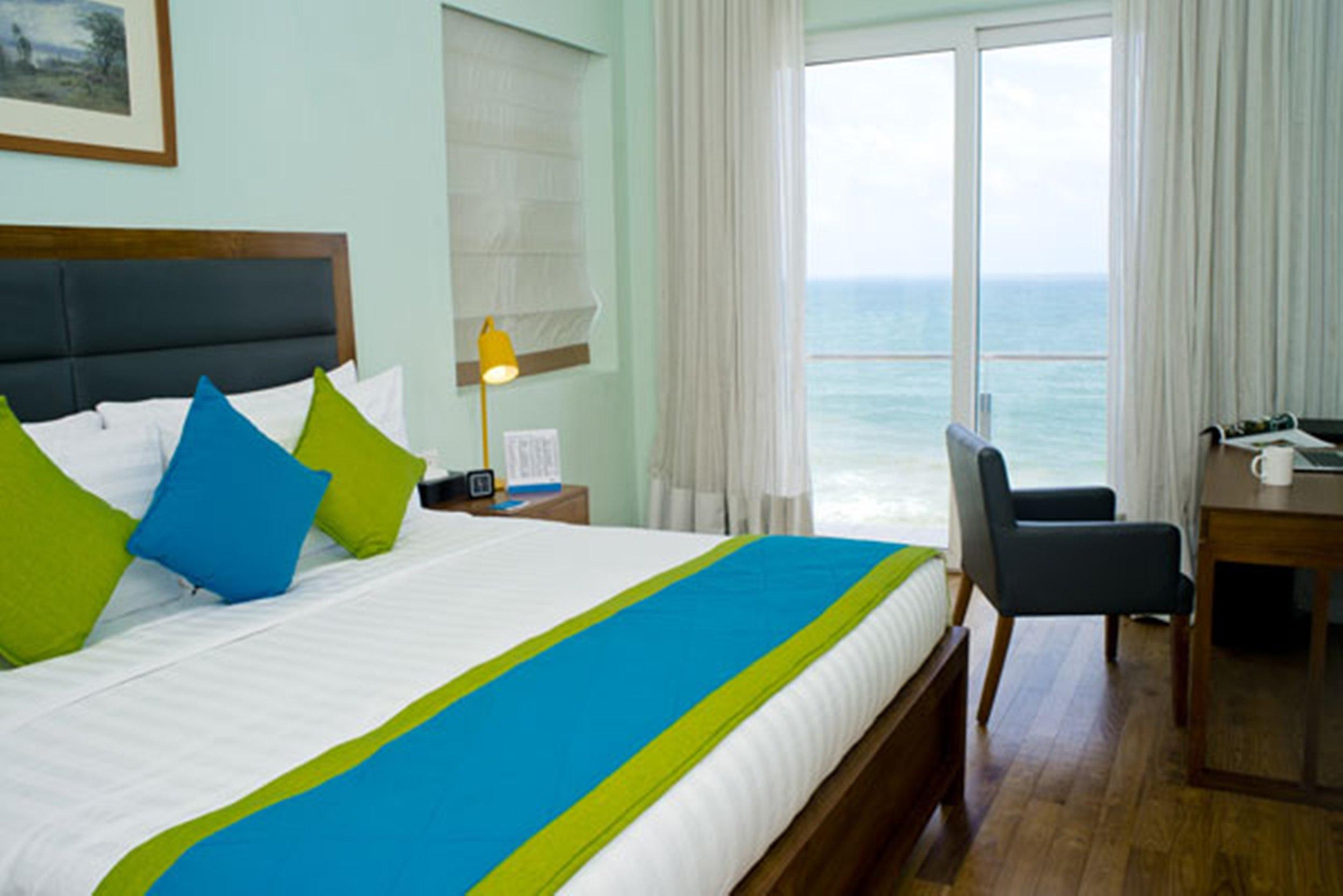 Ocean Edge Suites & Hotel Коломбо Екстериор снимка